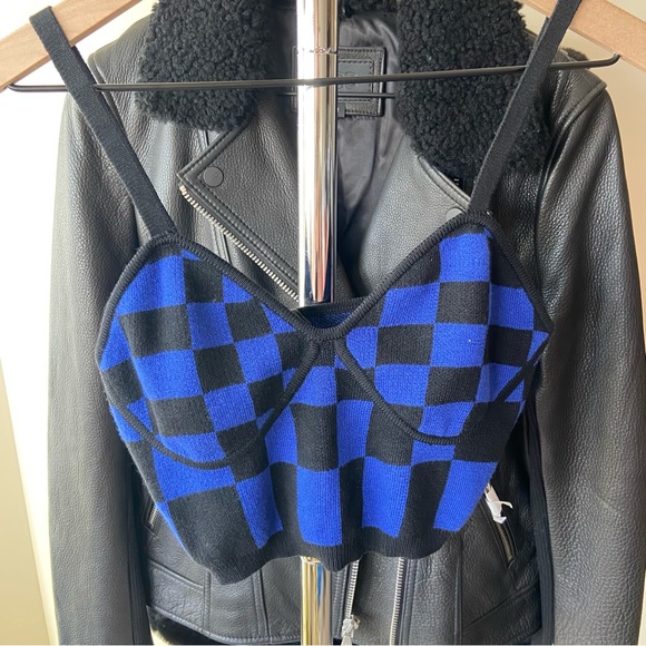 🔖 FUTURE COLLECTIVE x Target Kahlana Barfield V-neck Bralette Tank Top Sweater - Picture 3 of 10